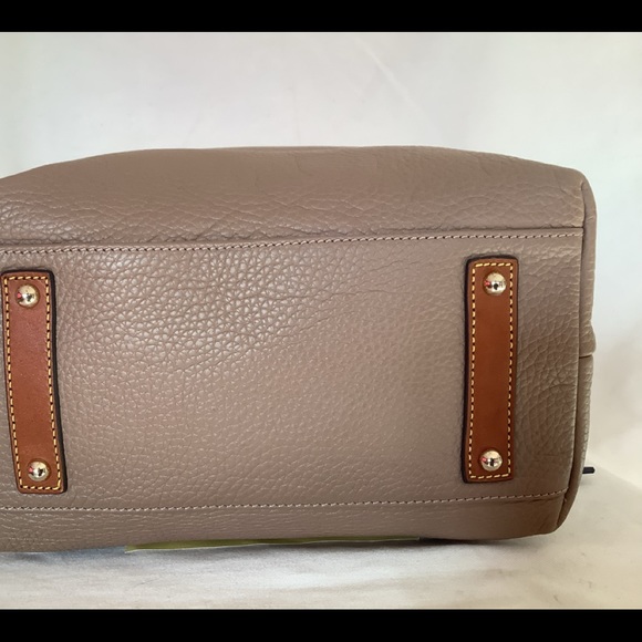 Dooney & Bourke hobo - Picture 5 of 5